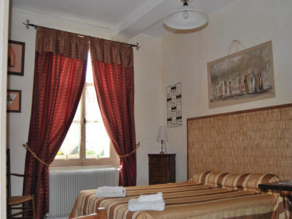 Chez Francine Et Xavier Bed and Breakfast Froissy  Rum bild